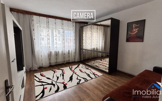 Garsoniera de inchiriat – Petrosani | Aleea Trandafirilor | Etaj 3 | Zona centrala