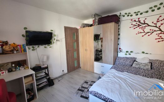 Apartament 2 camere decomandate – Lupeni | Bulevardul Pacii | Etaj 2/10