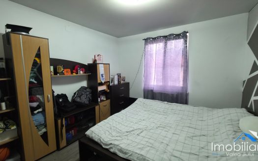 Apartament 4 camere – Zona Dinca, Vulcan | 110 mp utili | 2 bai | Vedere duala