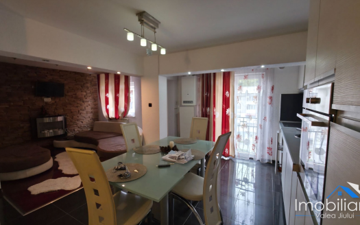 Apartament 2 camere de vânzare – Str. Policlinicii | Lupeni