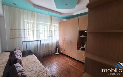 Apartament 2 camere de vânzare – Bulevardul Păcii | Lupeni