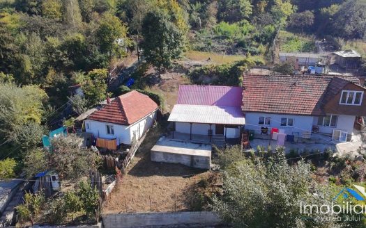 Casa 2 camere de vânzare – Str. Tăbăcari | Petroșani